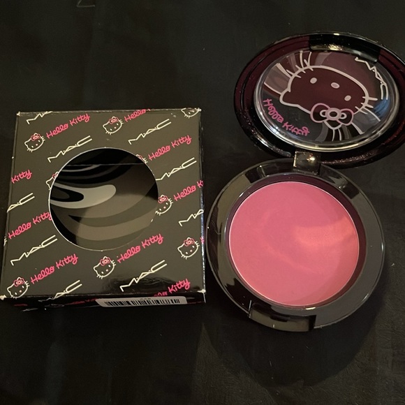 BRAND NEW IN BOX Rare Hello Kitty Mac collab makeup 3 pcs. - Picture 12 of 14